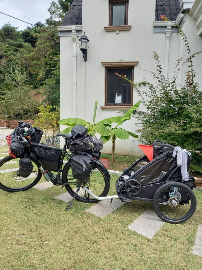 The Castle Stay Chuncheon Eksteriør bilde
