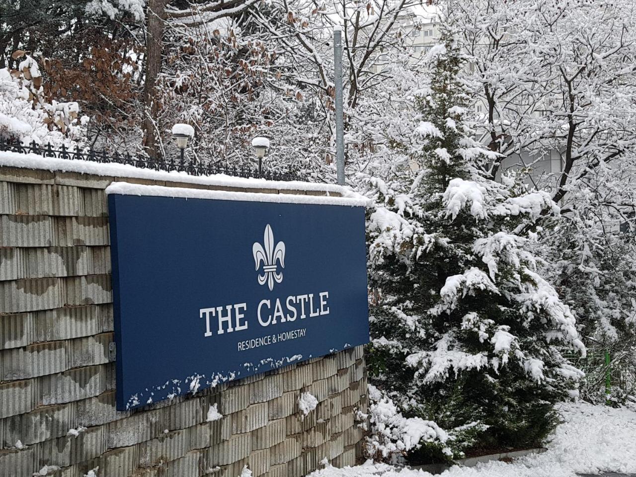 The Castle Stay Chuncheon Eksteriør bilde